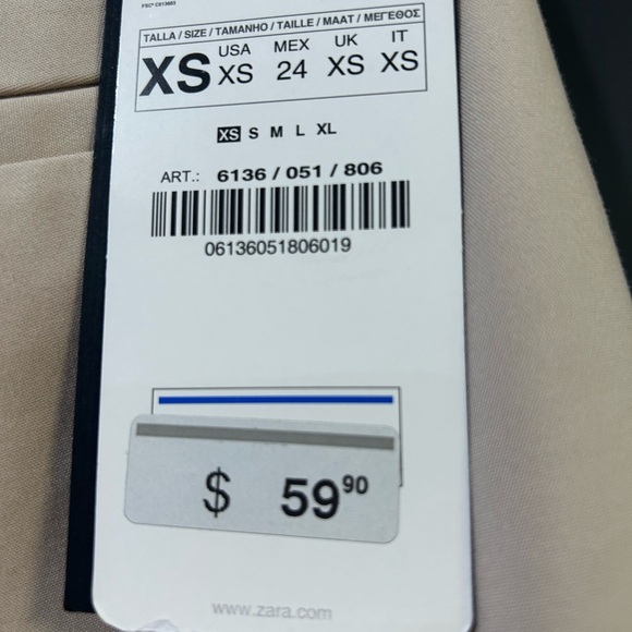 Brand new with tag - beige ankle length Zara dress pants - size xs - Picture 3 of 4